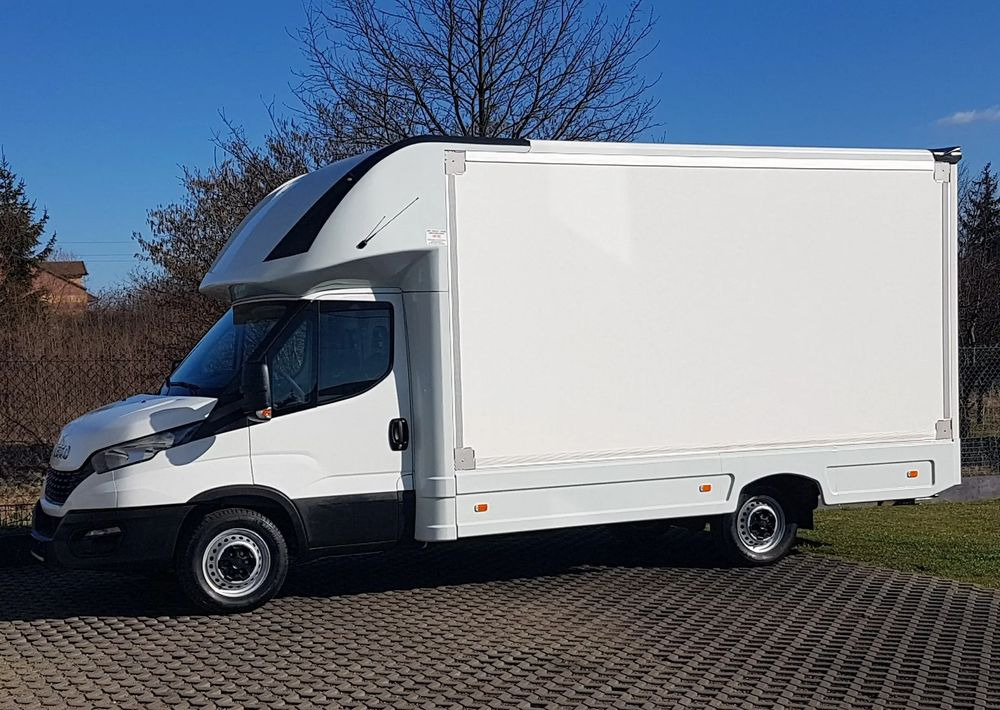 Iveco DAILY KONTENER NISKOPODŁOGOWY 4,43x2,23x2,42 SKLEP FOODTRUCK BAR KLIMA KONIOWÓZ KAMPER - Αυτοκινούμενη καντίνα: φωτογραφία 2 Iveco DAILY KONTENER NISKOPODŁOGOWY 4,43x2,23x2,42 SKLEP FOODTRUCK BAR KLIMA KONIOWÓZ KAMPER - Αυτοκινούμενη καντίνα: φωτογραφία 2