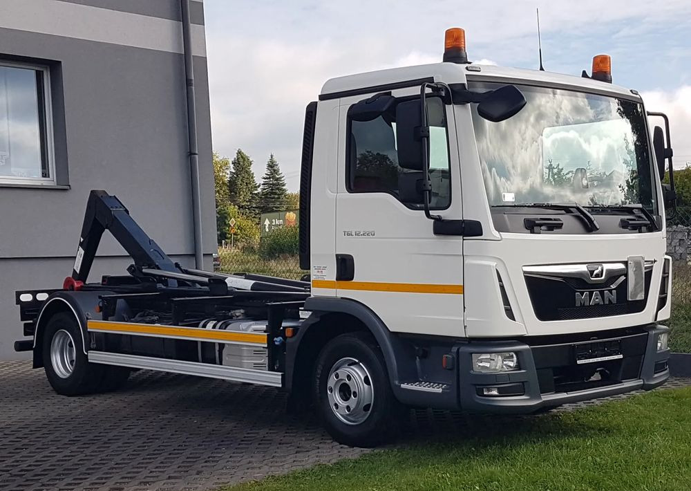 MAN TGL 12.220 HAKOWIEC 4x2 KLIMA - Άλλα μηχανήματα: φωτογραφία 5 MAN TGL 12.220 HAKOWIEC 4x2 KLIMA - Άλλα μηχανήματα: φωτογραφία 5