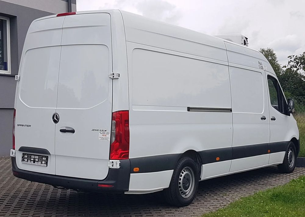 Mercedes-Benz SPRINTER MAXI CHŁODNIA AGREGAT GRZANIE IZOTERMA KLIMA ZASILANIE Z SILNIKA + ELEKTRYCZNE - Επαγγελματικό αυτοκίνητο ψυγείο: φωτογραφία 4 Mercedes-Benz SPRINTER MAXI CHŁODNIA AGREGAT GRZANIE IZOTERMA KLIMA ZASILANIE Z SILNIKA + ELEKTRYCZNE - Επαγγελματικό αυτοκίνητο ψυγείο: φωτογραφία 4