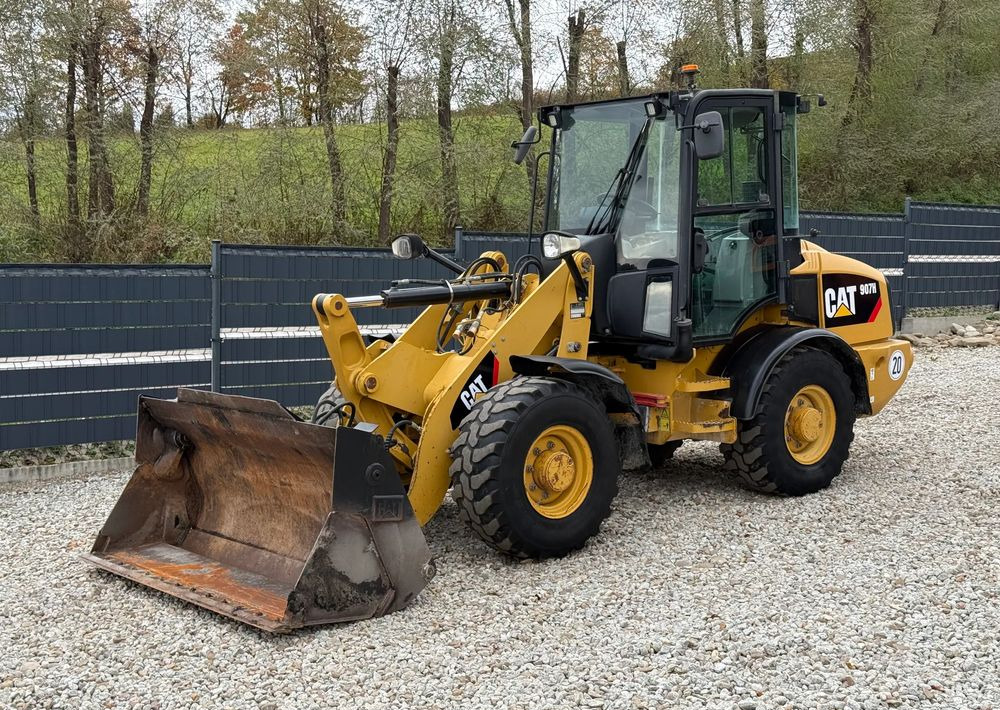 Caterpillar * CAT 907 H * Ładowarka * Sprowadzona * Bardzo Dobry Stan - Ελαστιχοφόρος φορτωτής: φωτογραφία 1 Caterpillar * CAT 907 H * Ładowarka * Sprowadzona * Bardzo Dobry Stan - Ελαστιχοφόρος φορτωτής: φωτογραφία 1