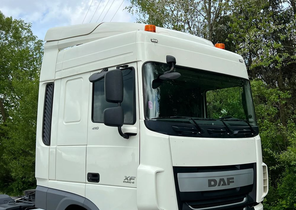 DAF *DAF XF 106 410 Euro 6 RETARDER KLIMA SPROWADZONY SUPER STAN CIĄGNIK SIODŁOWY - Τράκτορας: φωτογραφία 4 DAF *DAF XF 106 410 Euro 6 RETARDER KLIMA SPROWADZONY SUPER STAN CIĄGNIK SIODŁOWY - Τράκτορας: φωτογραφία 4