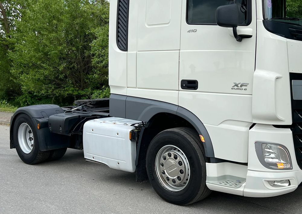 DAF *DAF XF 106 410 Euro 6 * Sprowadzony * Klima Retarder * Bardzo Dobry Stan * Ciągnik Siodłowy - Τράκτορας: φωτογραφία 5 DAF *DAF XF 106 410 Euro 6 * Sprowadzony * Klima Retarder * Bardzo Dobry Stan * Ciągnik Siodłowy - Τράκτορας: φωτογραφία 5