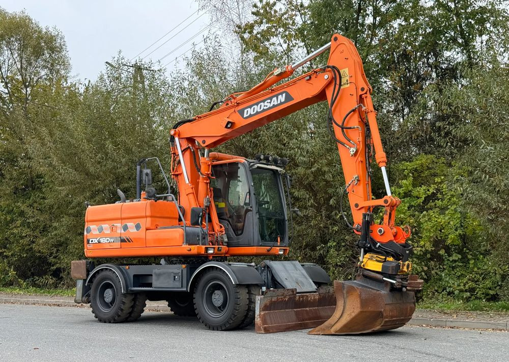 Doosan * DOOSAN DX160W *ROTOTILT* GPS 2D Leica * Sprowadzona * Stan Perfekcyjny * Koparka Kołowa * - Τροχοφόρος εκσκαφέας: φωτογραφία 2 Doosan * DOOSAN DX160W *ROTOTILT* GPS 2D Leica * Sprowadzona * Stan Perfekcyjny * Koparka Kołowa * - Τροχοφόρος εκσκαφέας: φωτογραφία 2