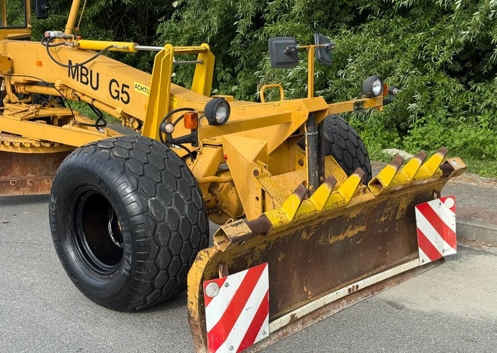 O&K * Równiarka * MBU G50 * Sprowadzona * 2 Osie * 4x4 * Maszyna Drogowa - Οδοστρωτήρας: φωτογραφία 3 O&K * Równiarka * MBU G50 * Sprowadzona * 2 Osie * 4x4 * Maszyna Drogowa - Οδοστρωτήρας: φωτογραφία 3