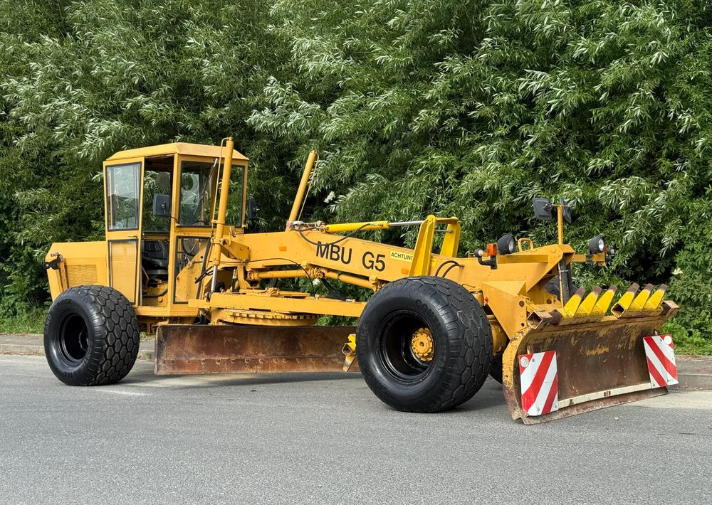 O&K * Równiarka * MBU G50 * Sprowadzona * 2 Osie * 4x4 * Maszyna Drogowa - Οδοστρωτήρας: φωτογραφία 2 O&K * Równiarka * MBU G50 * Sprowadzona * 2 Osie * 4x4 * Maszyna Drogowa - Οδοστρωτήρας: φωτογραφία 2