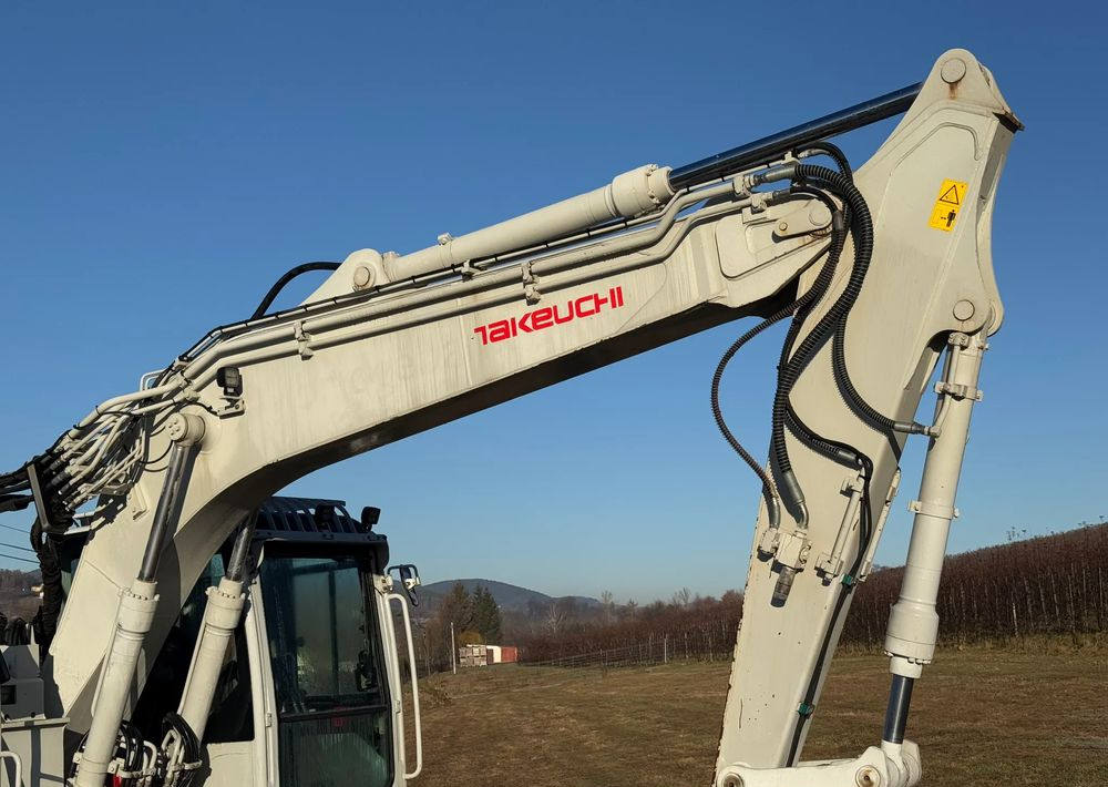 Takeuchi KOPARKA TAKEUCHI TB2150R 5100 MTH SPROWADZONA STAN PERFEKCYJNY - Ερπυστριοφόρος εκσκαφέας: φωτογραφία 5 Takeuchi KOPARKA TAKEUCHI TB2150R 5100 MTH SPROWADZONA STAN PERFEKCYJNY - Ερπυστριοφόρος εκσκαφέας: φωτογραφία 5
