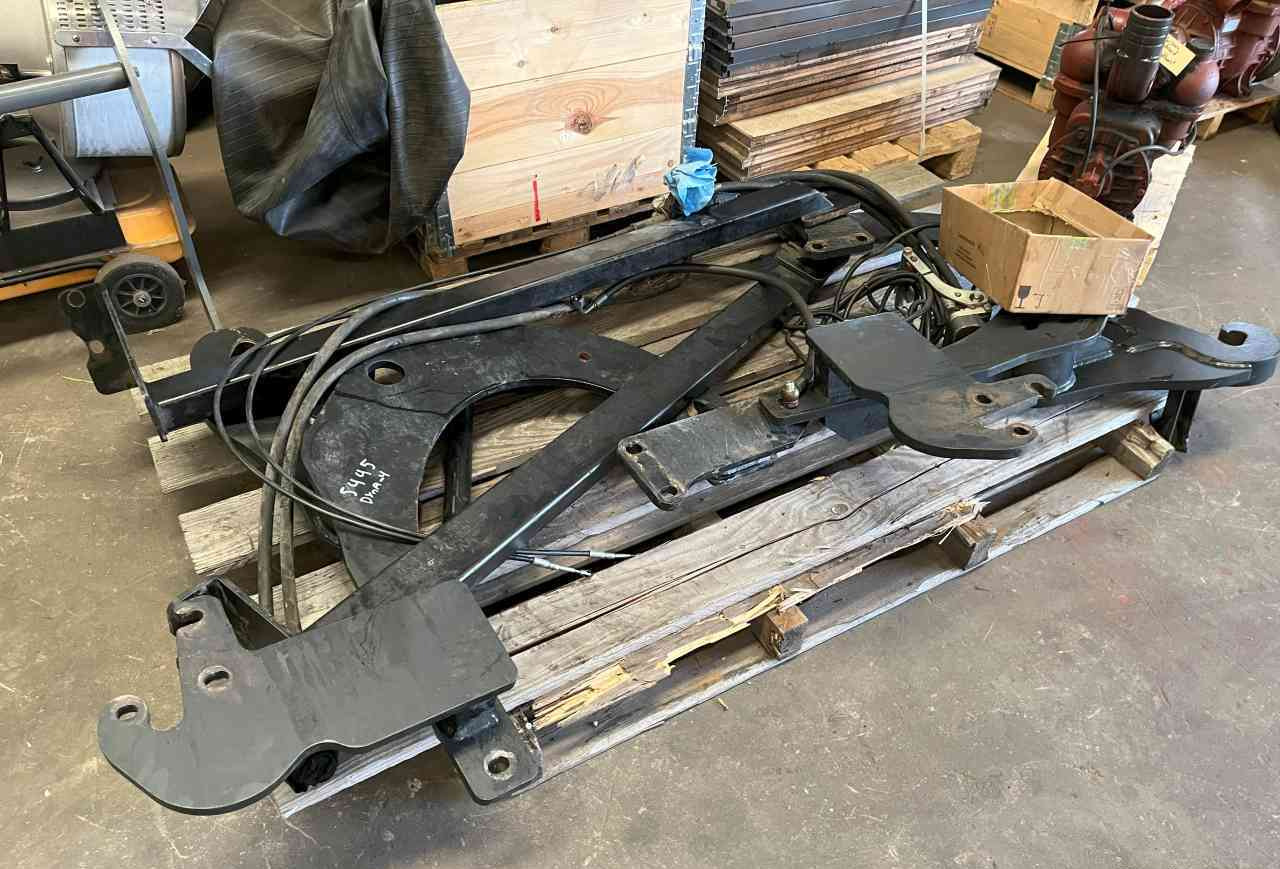 BMH Palas SC 370 Front-laders / Frontlader / Voorlader / Tractoren - Φορτωτησ για τρακτερ: φωτογραφία 4 BMH Palas SC 370 Front-laders / Frontlader / Voorlader / Tractoren - Φορτωτησ για τρακτερ: φωτογραφία 4