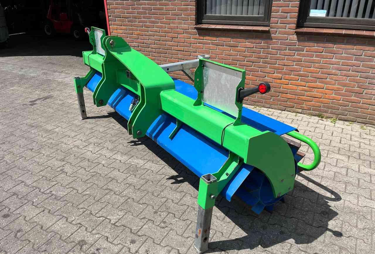 Ceres GreenCutter GC-600 diversen - Φρεζοσβαρνα: φωτογραφία 3 Ceres GreenCutter GC-600 diversen - Φρεζοσβαρνα: φωτογραφία 3