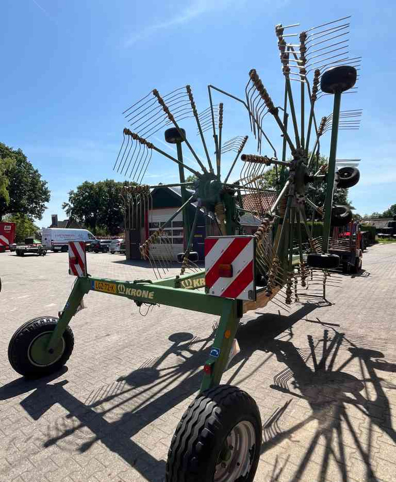 Krone Swadro 900 zwadhark weidebouwmachines - Χορτοσυλλέκτης: φωτογραφία 4 Krone Swadro 900 zwadhark weidebouwmachines - Χορτοσυλλέκτης: φωτογραφία 4