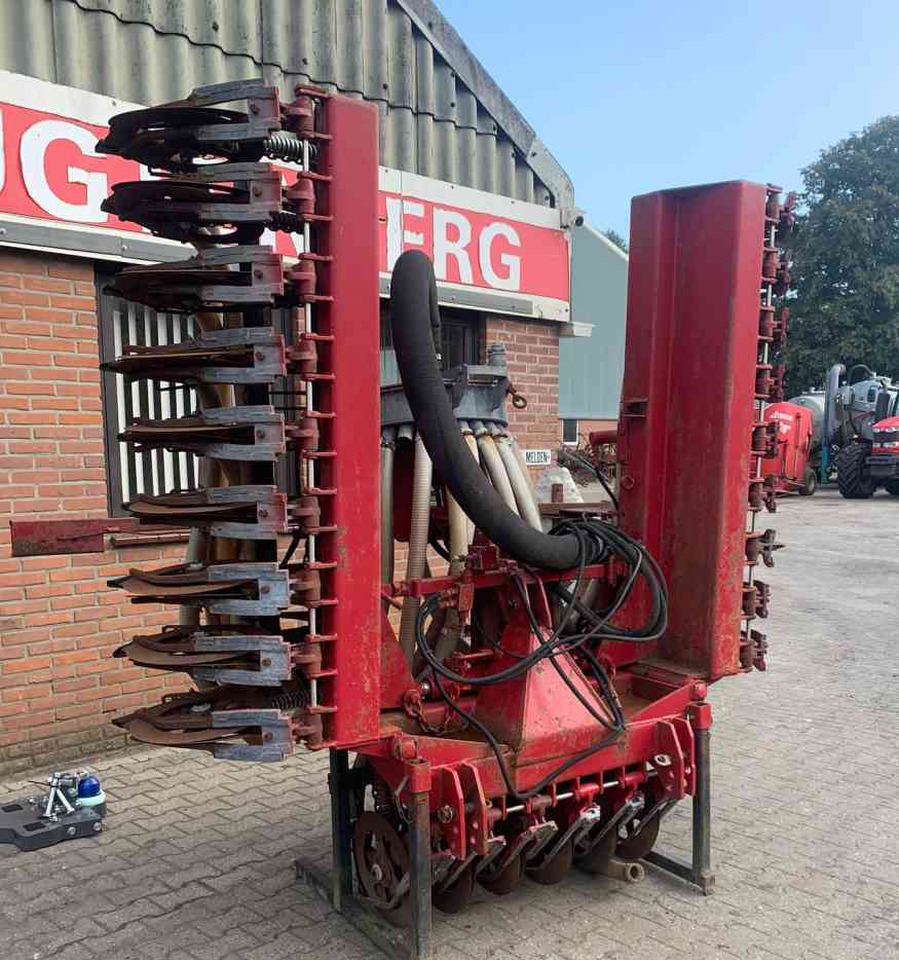 Vredo Graslandbemester, injecteur, mestverwerking - Μπεκ λυμάτων: φωτογραφία 2 Vredo Graslandbemester, injecteur, mestverwerking - Μπεκ λυμάτων: φωτογραφία 2