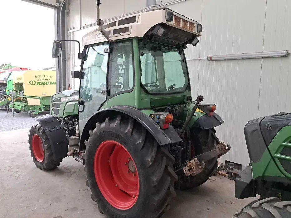 Ciągnik Fendt 208F Vario TMS sadownik - Τρακτέρ: φωτογραφία 4 Ciągnik Fendt 208F Vario TMS sadownik - Τρακτέρ: φωτογραφία 4