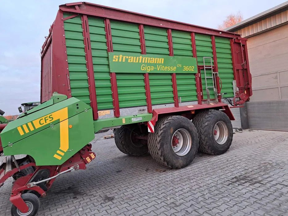 Przyczepa samozbierająca Strautmann 3602 Giga Vitesse 2019 rok - Βαγόνι ενσίρωσης: φωτογραφία 3 Przyczepa samozbierająca Strautmann 3602 Giga Vitesse 2019 rok - Βαγόνι ενσίρωσης: φωτογραφία 3