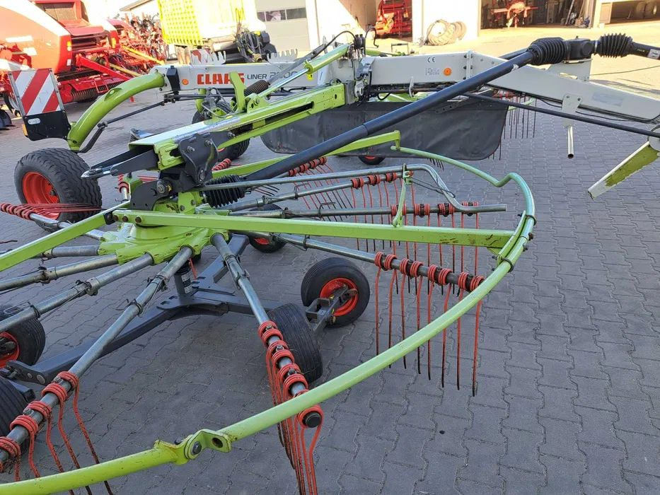 Zgrabiarka Claas liner 2800 - Χορτοσυλλέκτης: φωτογραφία 4 Zgrabiarka Claas liner 2800 - Χορτοσυλλέκτης: φωτογραφία 4