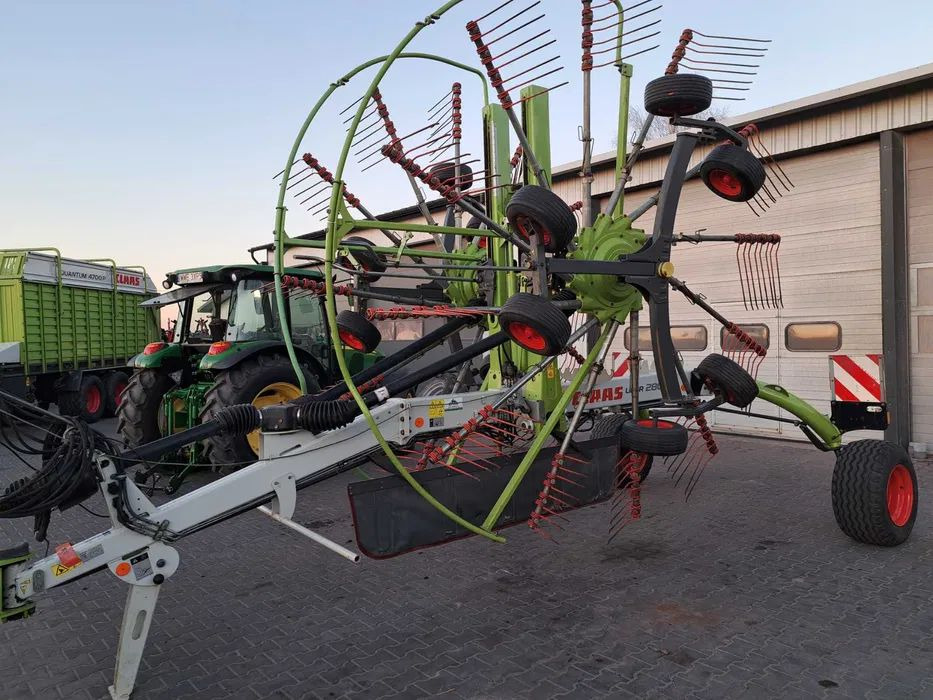 Zgrabiarka Claas liner 2800 - Χορτοσυλλέκτης: φωτογραφία 1 Zgrabiarka Claas liner 2800 - Χορτοσυλλέκτης: φωτογραφία 1