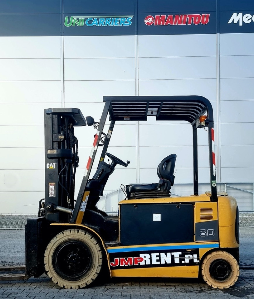 CAT EP 30 K PAC - Ηλεκτροκίνητο περονοφόρο: φωτογραφία 2 CAT EP 30 K PAC - Ηλεκτροκίνητο περονοφόρο: φωτογραφία 2