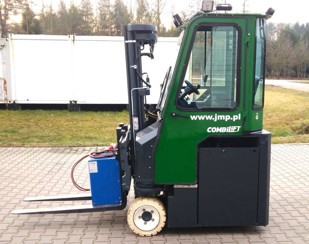Combilift CBE 2500 - 4-κίνητα ανυψωτικό στενών δρόμων: φωτογραφία 2 Combilift CBE 2500 - 4-κίνητα ανυψωτικό στενών δρόμων: φωτογραφία 2