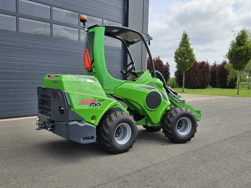 Avant 755i Rental mini-shovel - Ερπυστριοφόρος μικρός φορτωτής: φωτογραφία 4 Avant 755i Rental mini-shovel - Ερπυστριοφόρος μικρός φορτωτής: φωτογραφία 4