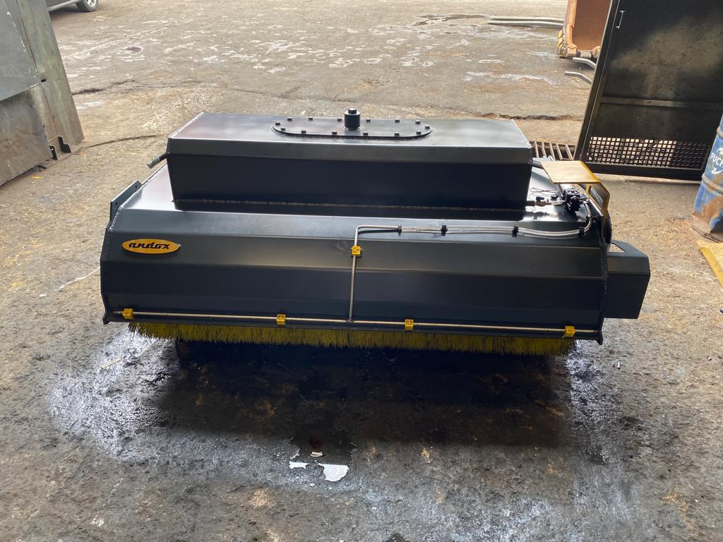 Bobcat - Σκούπα για Κοινοτικο όχημα/ Ειδικό όχημα: φωτογραφία 5 Bobcat - Σκούπα για Κοινοτικο όχημα/ Ειδικό όχημα: φωτογραφία 5