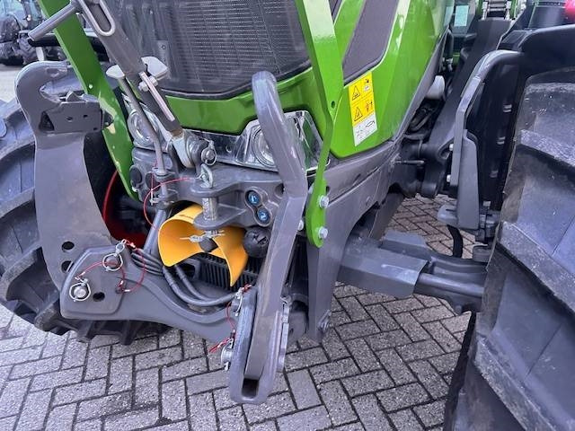 Fendt 314 Profi Plus Gen4 - Τρακτέρ: φωτογραφία 5 Fendt 314 Profi Plus Gen4 - Τρακτέρ: φωτογραφία 5