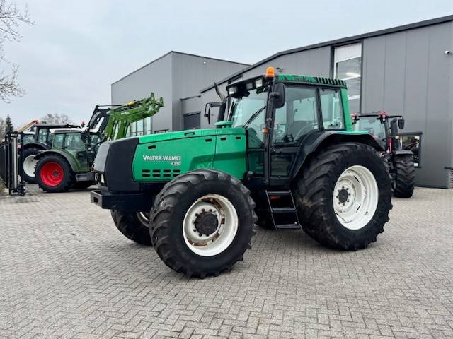 Valtra 8350 Hitech - Τρακτέρ: φωτογραφία 2 Valtra 8350 Hitech - Τρακτέρ: φωτογραφία 2