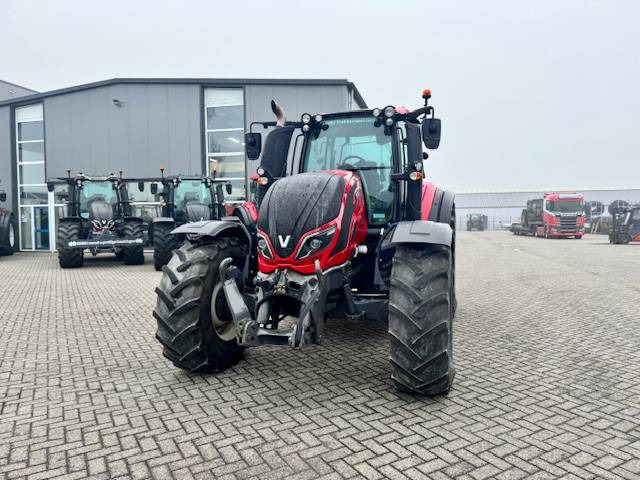 Τρακτέρ Valtra T144 Hitech: φωτογραφία 10