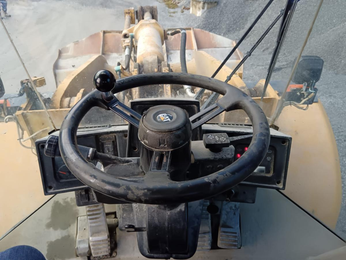 Ελαστιχοφόρος φορτωτής Caterpillar 962G 1: φωτογραφία 13