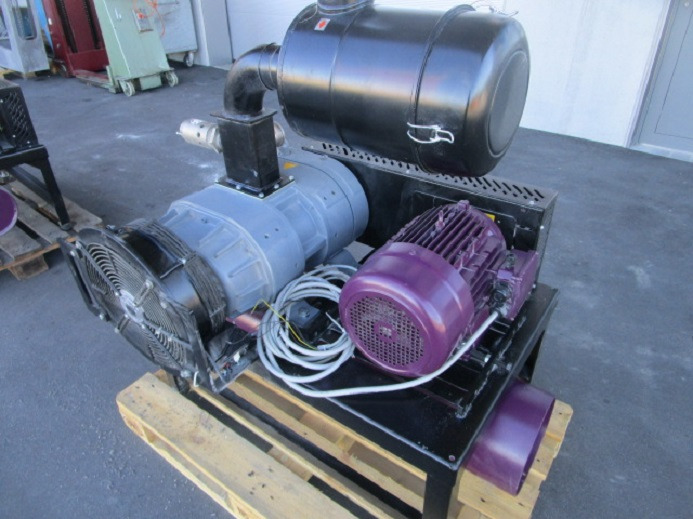 BARRATI VAKUUMPUMPE MIT GESTELL MIT ANSAUGFILTER UND SCHALLDÄMPFER - Μηχανή συσκευασίας: φωτογραφία 3 BARRATI VAKUUMPUMPE MIT GESTELL MIT ANSAUGFILTER UND SCHALLDÄMPFER - Μηχανή συσκευασίας: φωτογραφία 3