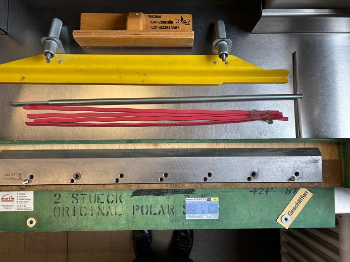 POLAR 66 - Μηχανή κοπής χαρτιού: φωτογραφία 5 POLAR 66 - Μηχανή κοπής χαρτιού: φωτογραφία 5
