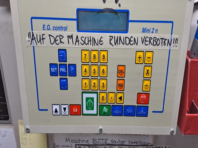 POLAR 80 EL - Μηχανή κοπής χαρτιού: φωτογραφία 2 POLAR 80 EL - Μηχανή κοπής χαρτιού: φωτογραφία 2