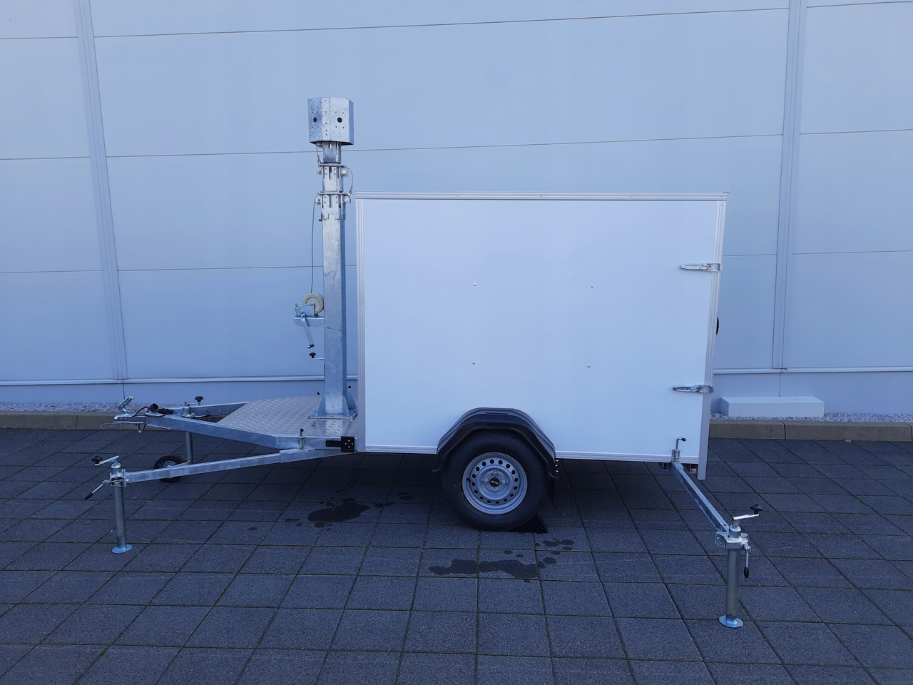 PRZYCZEPA Z MASZTEM TELESKOPOWYM DO MONITORINGU / TRAILER WITH TELESCOPIC MAST FOR MONITORING - Ρυμούλκα κόφα: φωτογραφία 5 PRZYCZEPA Z MASZTEM TELESKOPOWYM DO MONITORINGU / TRAILER WITH TELESCOPIC MAST FOR MONITORING - Ρυμούλκα κόφα: φωτογραφία 5