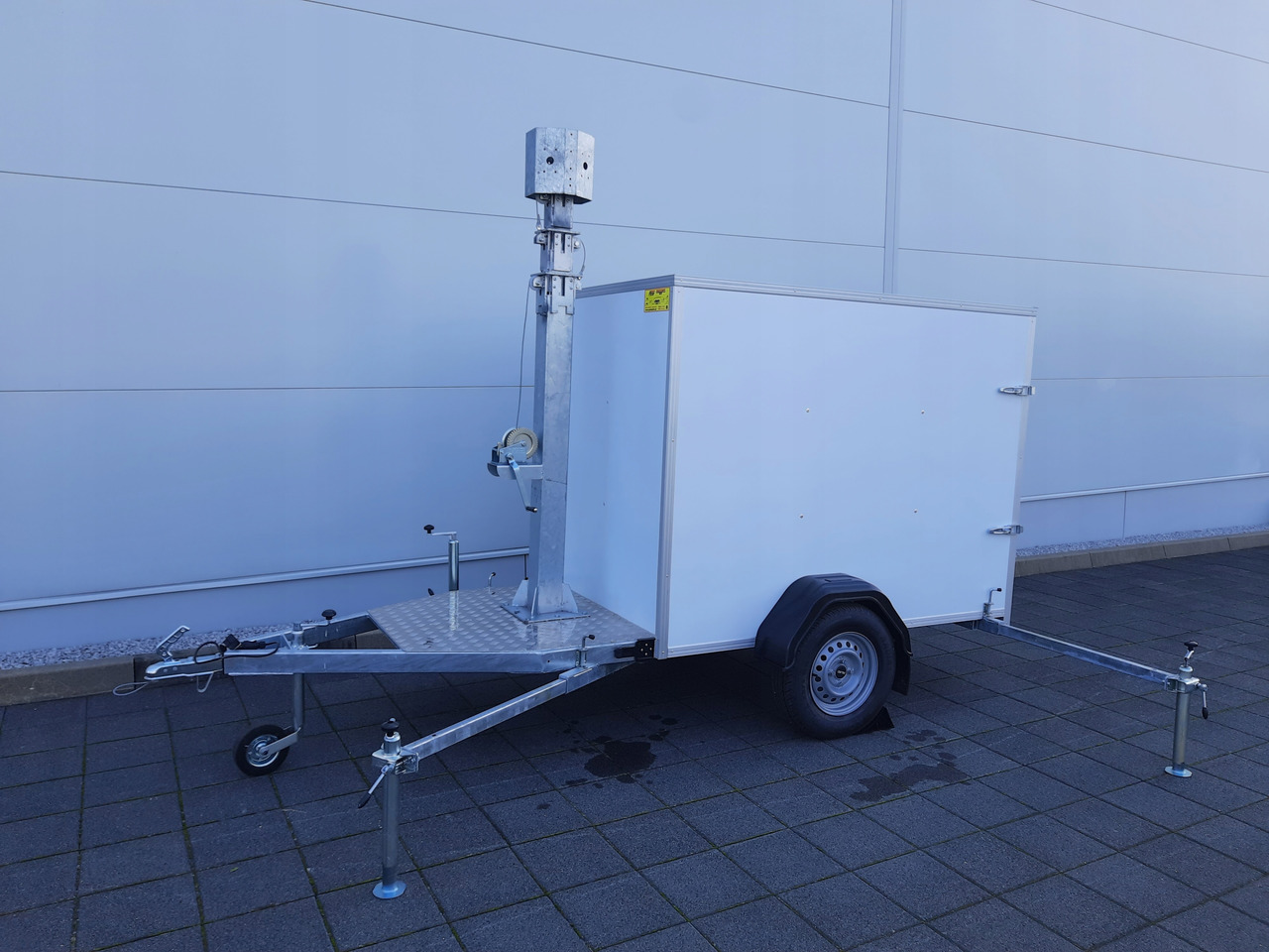 PRZYCZEPA Z MASZTEM TELESKOPOWYM DO MONITORINGU / TRAILER WITH TELESCOPIC MAST FOR MONITORING - Ρυμούλκα κόφα: φωτογραφία 4 PRZYCZEPA Z MASZTEM TELESKOPOWYM DO MONITORINGU / TRAILER WITH TELESCOPIC MAST FOR MONITORING - Ρυμούλκα κόφα: φωτογραφία 4