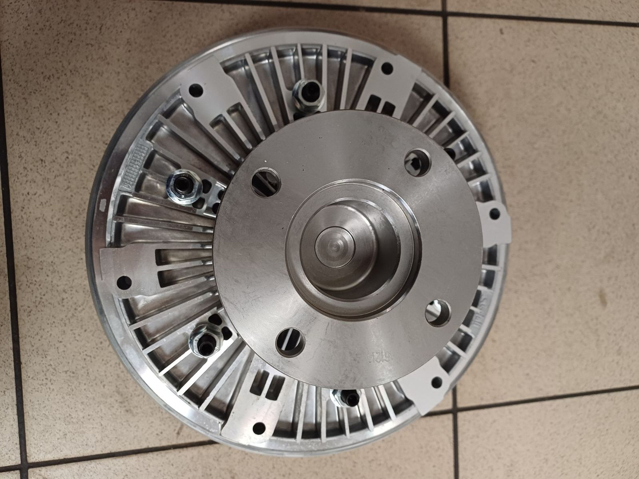 NRF NRF - Συμπλέκτης και ανταλλακτικά: φωτογραφία 3 NRF NRF - Συμπλέκτης και ανταλλακτικά: φωτογραφία 3