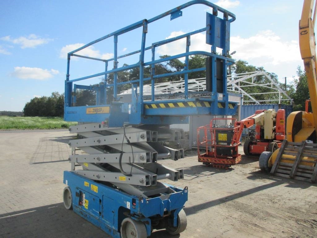 Genie GS 2632  - Ψαλιδωτό ανυψωτικό: φωτογραφία 4 Genie GS 2632  - Ψαλιδωτό ανυψωτικό: φωτογραφία 4