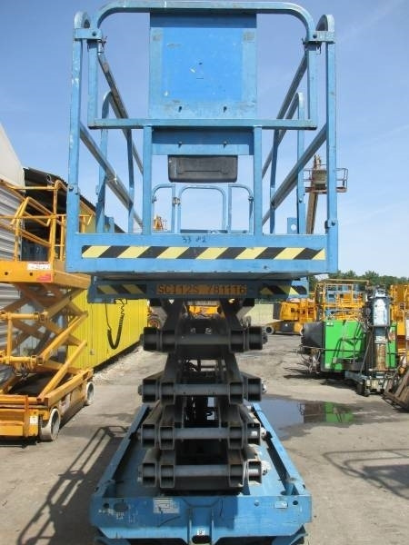 Genie GS 3246 - Ψαλιδωτό ανυψωτικό: φωτογραφία 3 Genie GS 3246 - Ψαλιδωτό ανυψωτικό: φωτογραφία 3