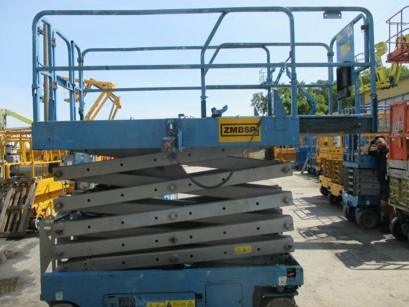 Genie GS 3246  - Ψαλιδωτό ανυψωτικό: φωτογραφία 5 Genie GS 3246  - Ψαλιδωτό ανυψωτικό: φωτογραφία 5