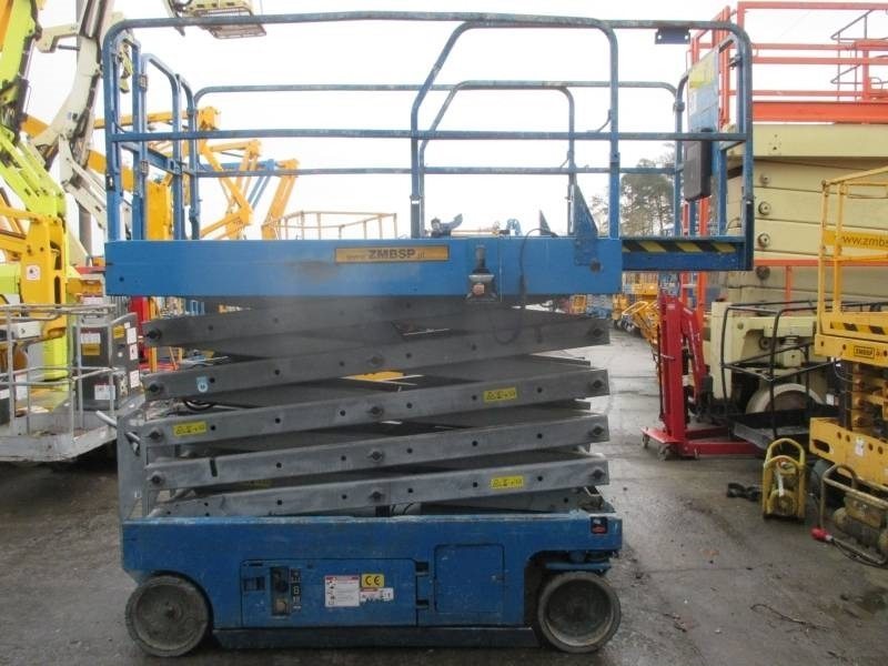 Genie GS 3246 - Ψαλιδωτό ανυψωτικό: φωτογραφία 4 Genie GS 3246 - Ψαλιδωτό ανυψωτικό: φωτογραφία 4
