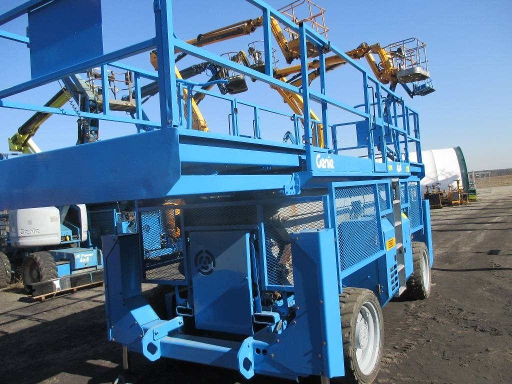 Genie GS 4390 RT - Ψαλιδωτό ανυψωτικό: φωτογραφία 2 Genie GS 4390 RT - Ψαλιδωτό ανυψωτικό: φωτογραφία 2