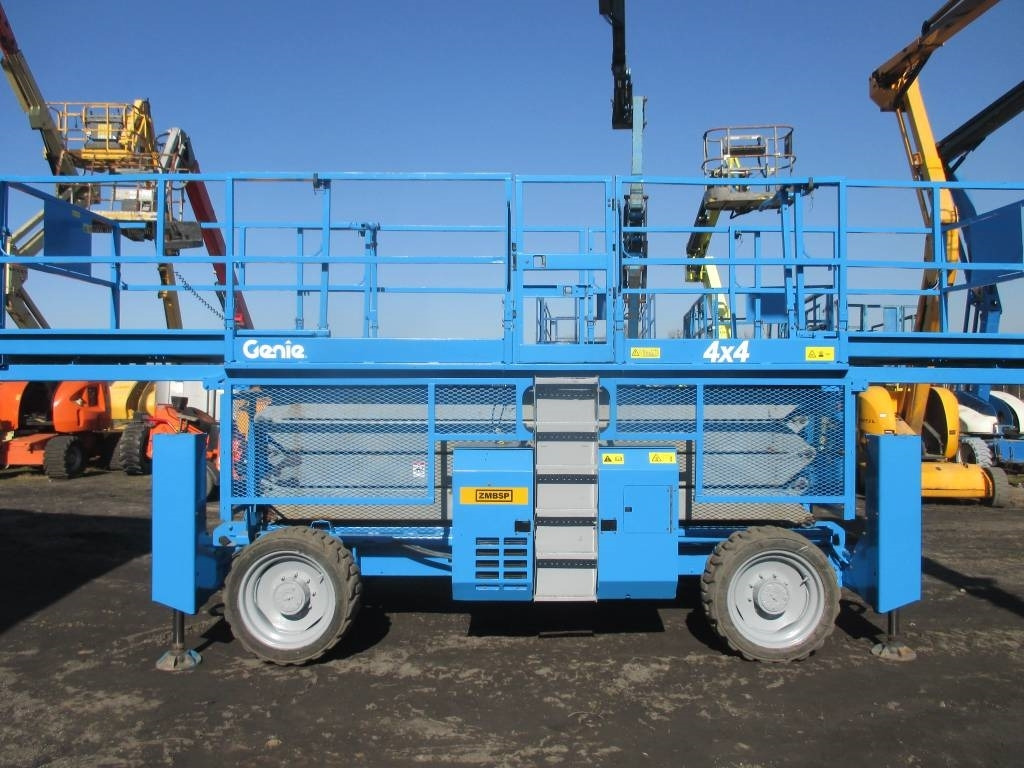 Genie GS 4390 RT - Ψαλιδωτό ανυψωτικό: φωτογραφία 1 Genie GS 4390 RT - Ψαλιδωτό ανυψωτικό: φωτογραφία 1