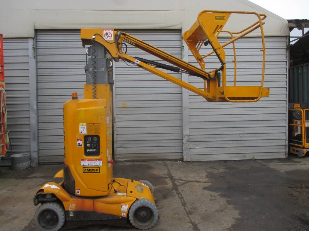 Haulotte Star 10 - Κάθετος ανελκυστήρας με κατάρτι: φωτογραφία 1 Haulotte Star 10 - Κάθετος ανελκυστήρας με κατάρτι: φωτογραφία 1