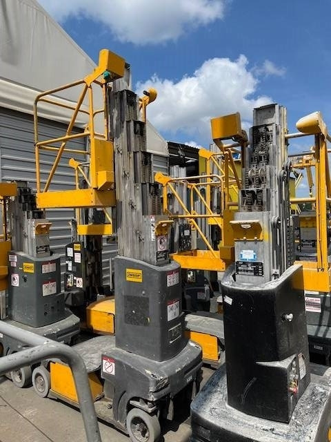 JLG Toucan Junior 8 - Κάθετος ανελκυστήρας με κατάρτι: φωτογραφία 1 JLG Toucan Junior 8 - Κάθετος ανελκυστήρας με κατάρτι: φωτογραφία 1