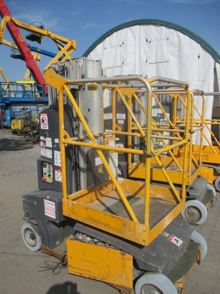 JLG Toucan Junior 8 - Κάθετος ανελκυστήρας με κατάρτι: φωτογραφία 2 JLG Toucan Junior 8 - Κάθετος ανελκυστήρας με κατάρτι: φωτογραφία 2