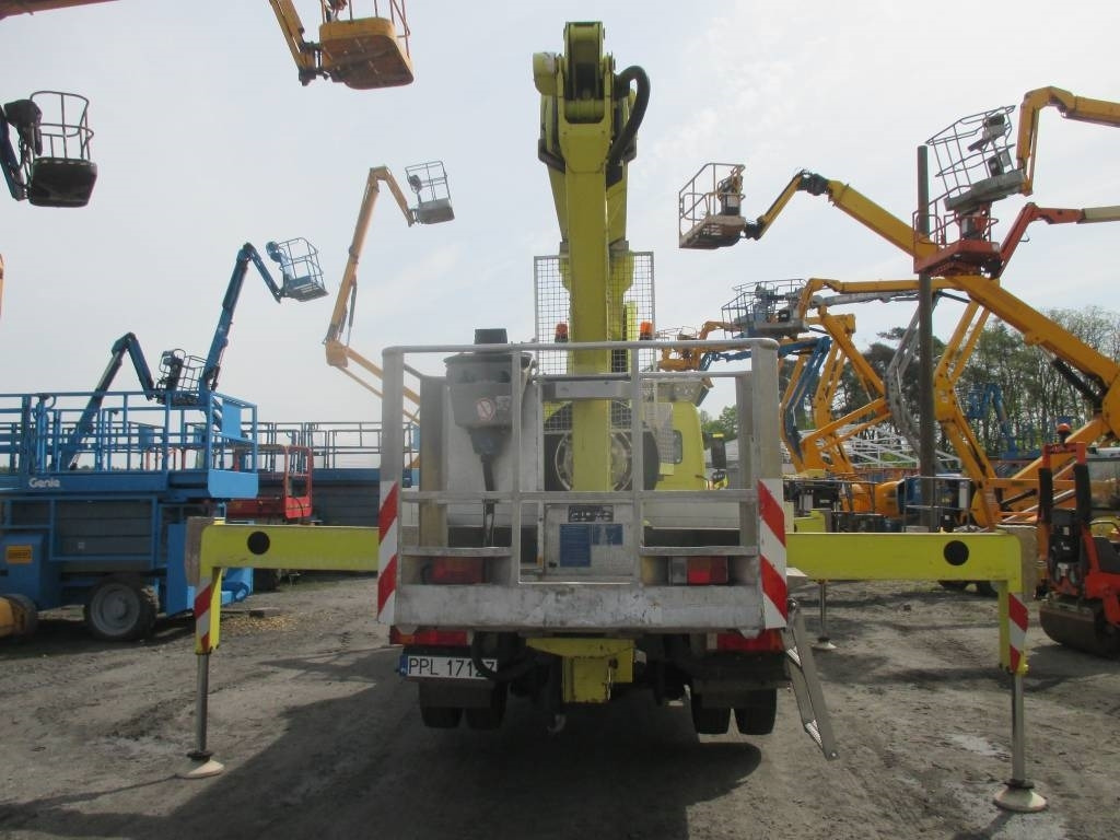 Wumag WT 230 - Φορτηγό με εναέρια πλατφόρμα: φωτογραφία 4 Wumag WT 230 - Φορτηγό με εναέρια πλατφόρμα: φωτογραφία 4