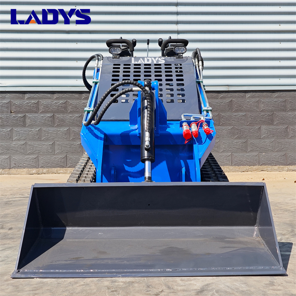 LADYS LA380 Mini Skid Steer Loader Compact Track Diesel Cheap Mini Skid Steer Loader For Sale With Mini Skid Steer Attachments 4 In 1 Bucket - Φορτωτής πλάγιας ολίσθησης: φωτογραφία 5 LADYS LA380 Mini Skid Steer Loader Compact Track Diesel Cheap Mini Skid Steer Loader For Sale With Mini Skid Steer Attachments 4 In 1 Bucket - Φορτωτής πλάγιας ολίσθησης: φωτογραφία 5