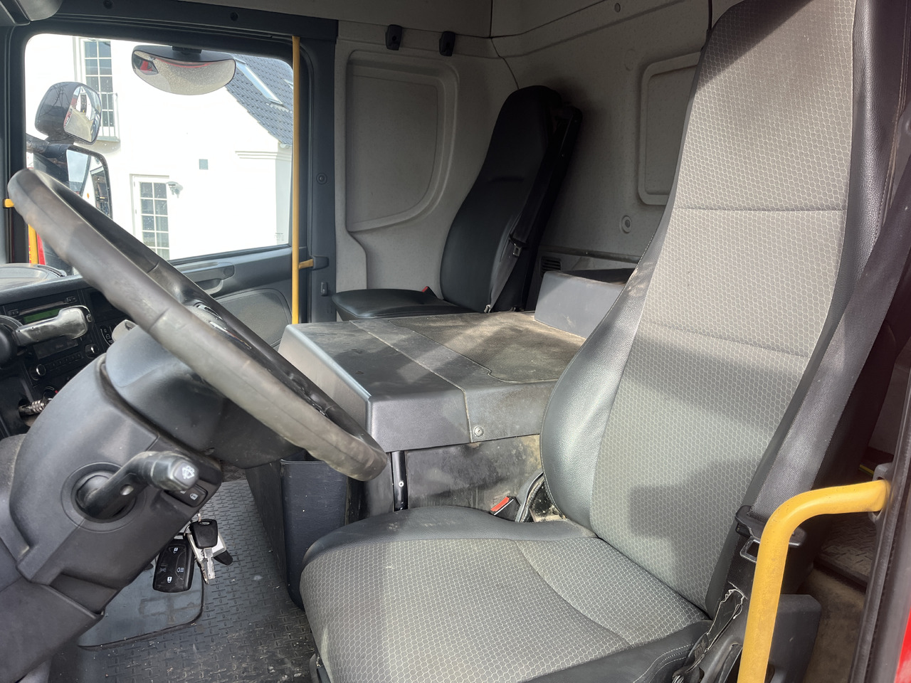 Φορτηγό φόρτωσης γάντζου Scania P320: φωτογραφία 9 Φορτηγό φόρτωσης γάντζου Scania P320: φωτογραφία 9