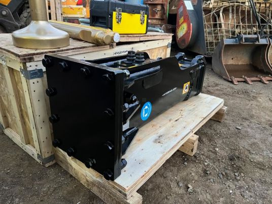 BRH pour minipelle de 4T à 7T - Υδραυλικό σφυρί: φωτογραφία 3 BRH pour minipelle de 4T à 7T - Υδραυλικό σφυρί: φωτογραφία 3