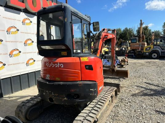Kubota Kubota U35-3A3 Cabine à 23 500€ HT - Μίνι εκσκαφέας: φωτογραφία 3 Kubota Kubota U35-3A3 Cabine à 23 500€ HT - Μίνι εκσκαφέας: φωτογραφία 3
