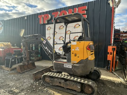 Volvo ECR25D à 22 500 € HT - Μίνι εκσκαφέας: φωτογραφία 4 Volvo ECR25D à 22 500 € HT - Μίνι εκσκαφέας: φωτογραφία 4