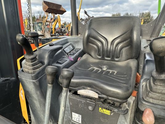 Volvo ECR25D à 22 500 € HT - Μίνι εκσκαφέας: φωτογραφία 5 Volvo ECR25D à 22 500 € HT - Μίνι εκσκαφέας: φωτογραφία 5