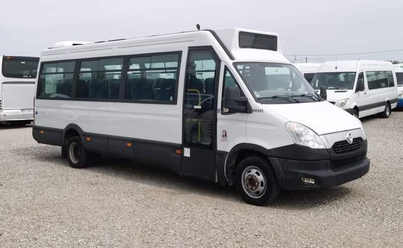 Iveco Daily 23 *NOWY SILNIK* 2 SZTUKI*, klima, winda - Προαστιακό λεωφορείο: φωτογραφία 1 Iveco Daily 23 *NOWY SILNIK* 2 SZTUKI*, klima, winda - Προαστιακό λεωφορείο: φωτογραφία 1