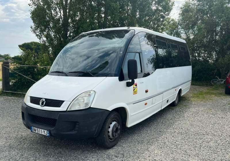Iveco Indcar Wing euro 5 - Προαστιακό λεωφορείο: φωτογραφία 1 Iveco Indcar Wing euro 5 - Προαστιακό λεωφορείο: φωτογραφία 1